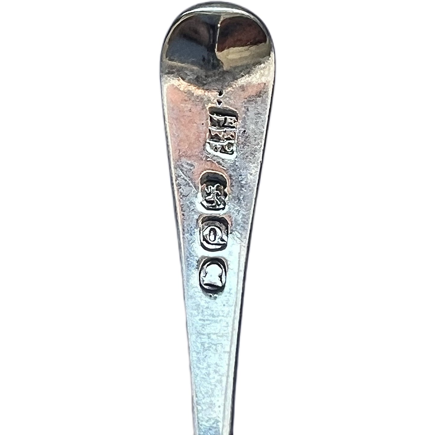 Antique George III crested sterling silver condiment spoon, Eley, Fearn & Chawner, London, 1811