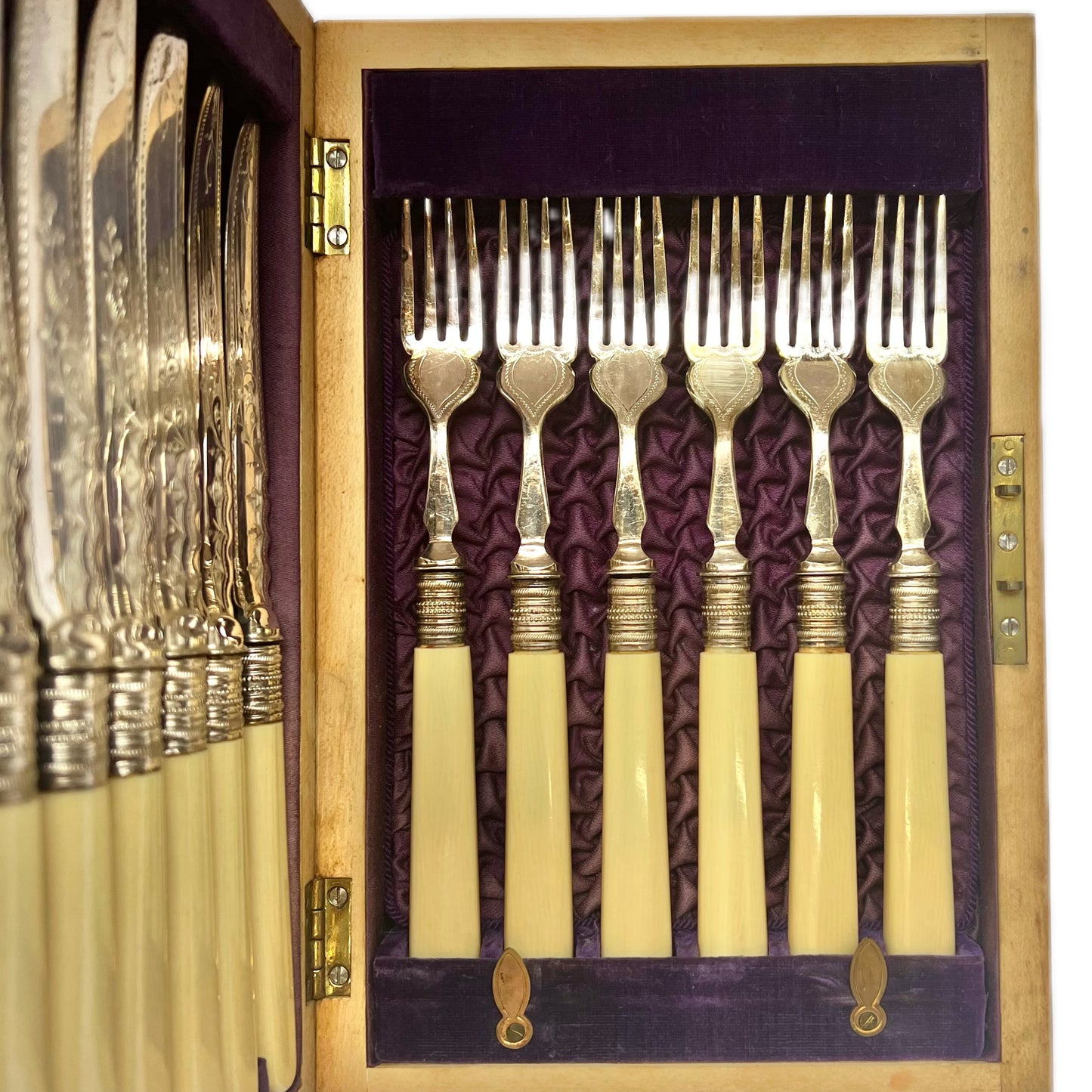 Antique set of 6 forks and knives with original carved oak box, circa 1900s