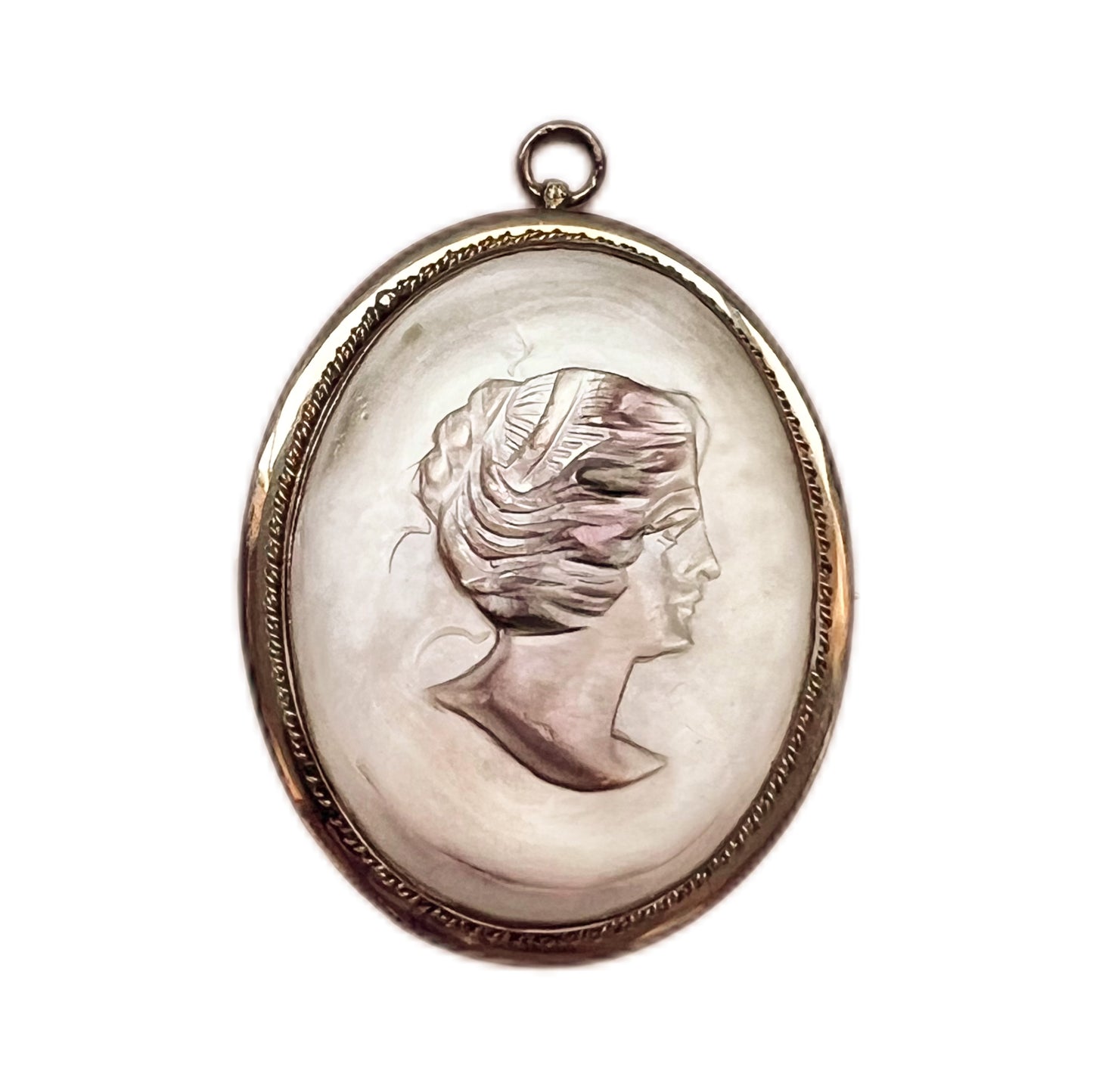 Antique mother of pearl cameo brooch / pendant of a lady in profile