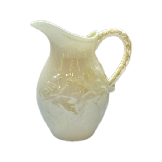 Vintage Belleek Ivy and Berry creamer jug with rope twist handle, 5th mark circa 1955-1965.