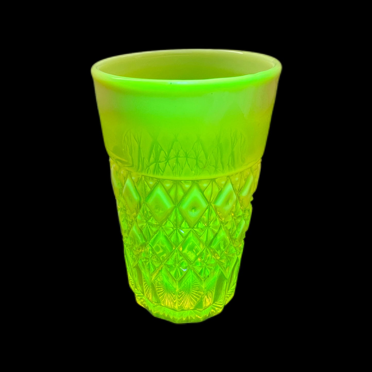 Late Victorian uranium yellow Primrose Pearline glass "Prince William" pattern tumbler