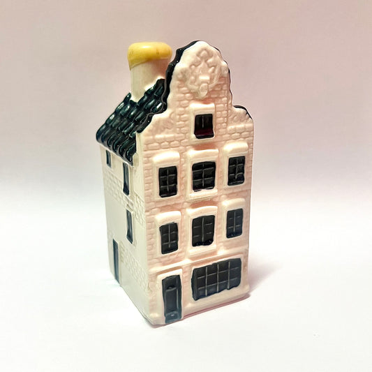 Vintage KLM Delft miniature House 72 novelty decanter