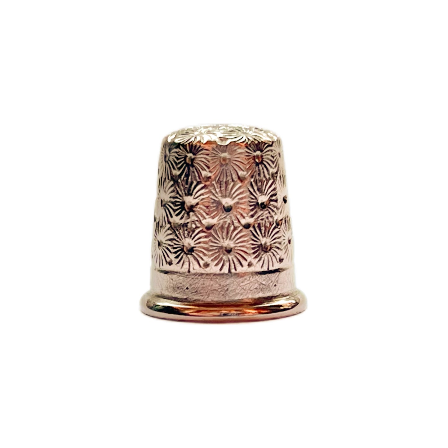 Edwardian 15ct gold Charles Horner daisy-etched gold thimble, 1906, Chester