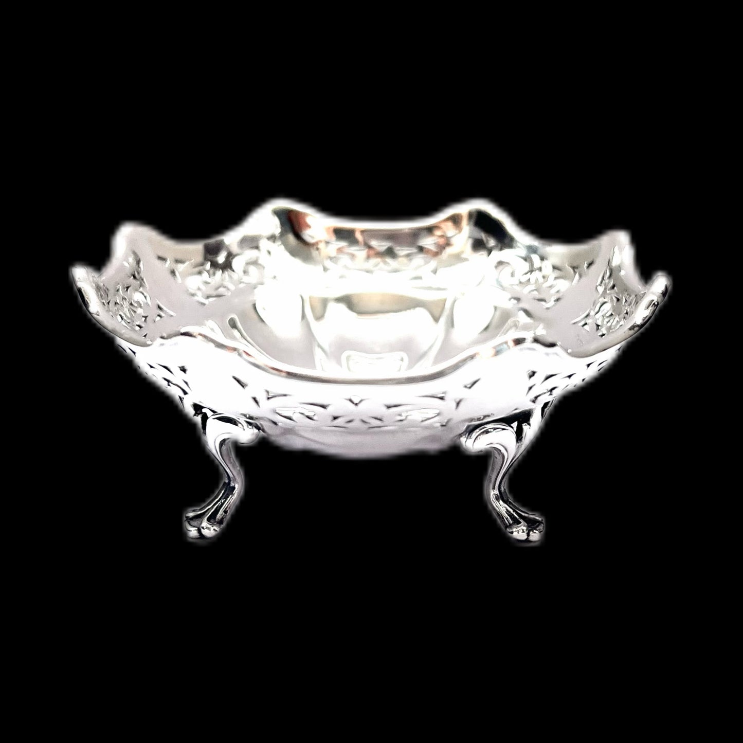 Pair of antique sterling silver sweetmeat dishes, Joseph Gloster Limited, Birmingham, 1921