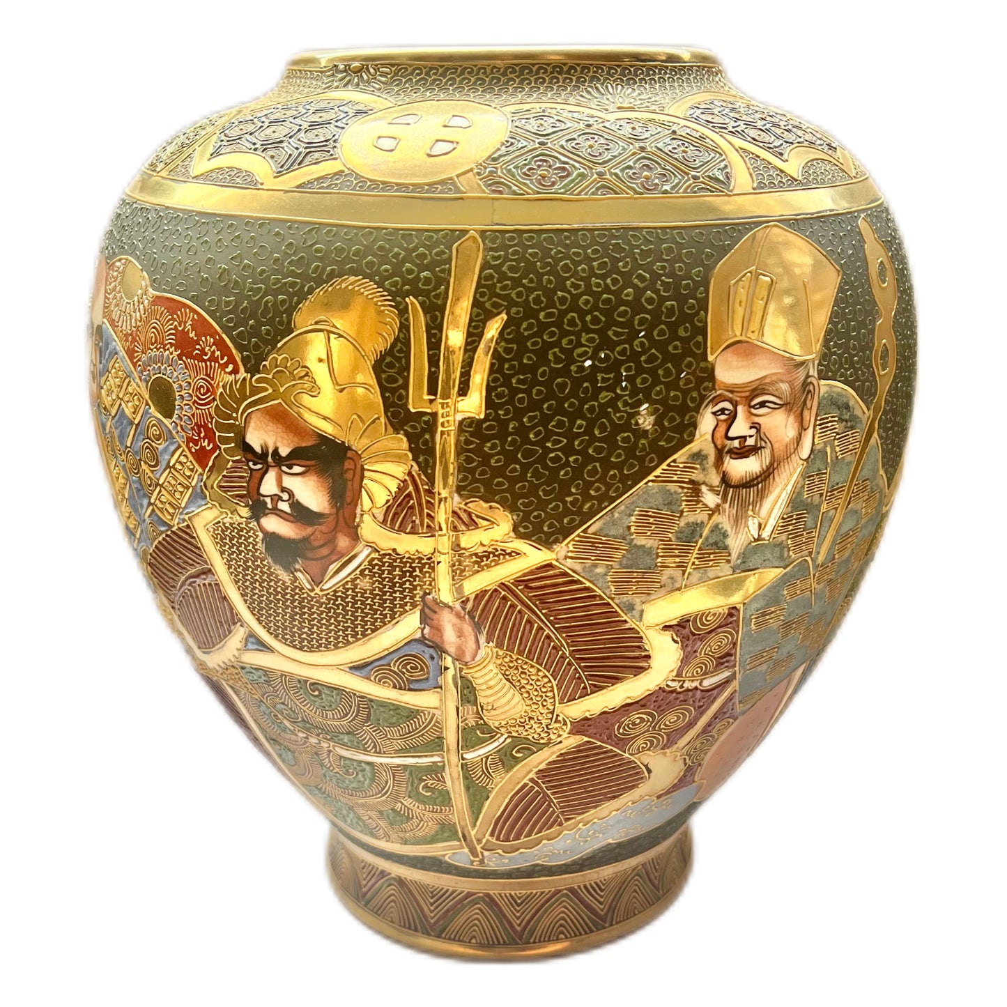 Early 20th century Japanese Satsuma Vase by Shinzan, late Meiji to early Taisho period.