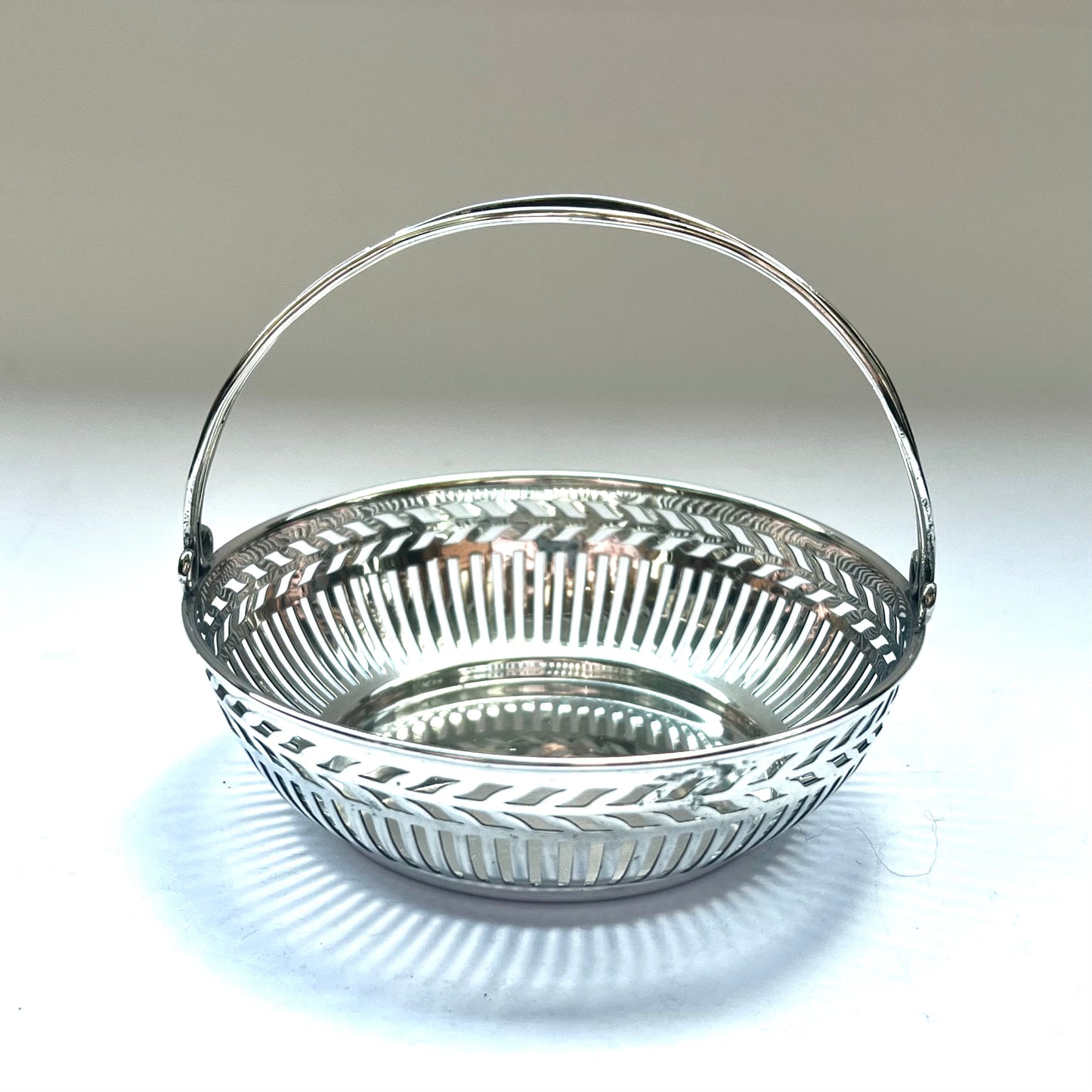 Antique Dutch .833 silver basket with pierced neo-classical design, 1918, J.M. van Kempen en Zn. & Co