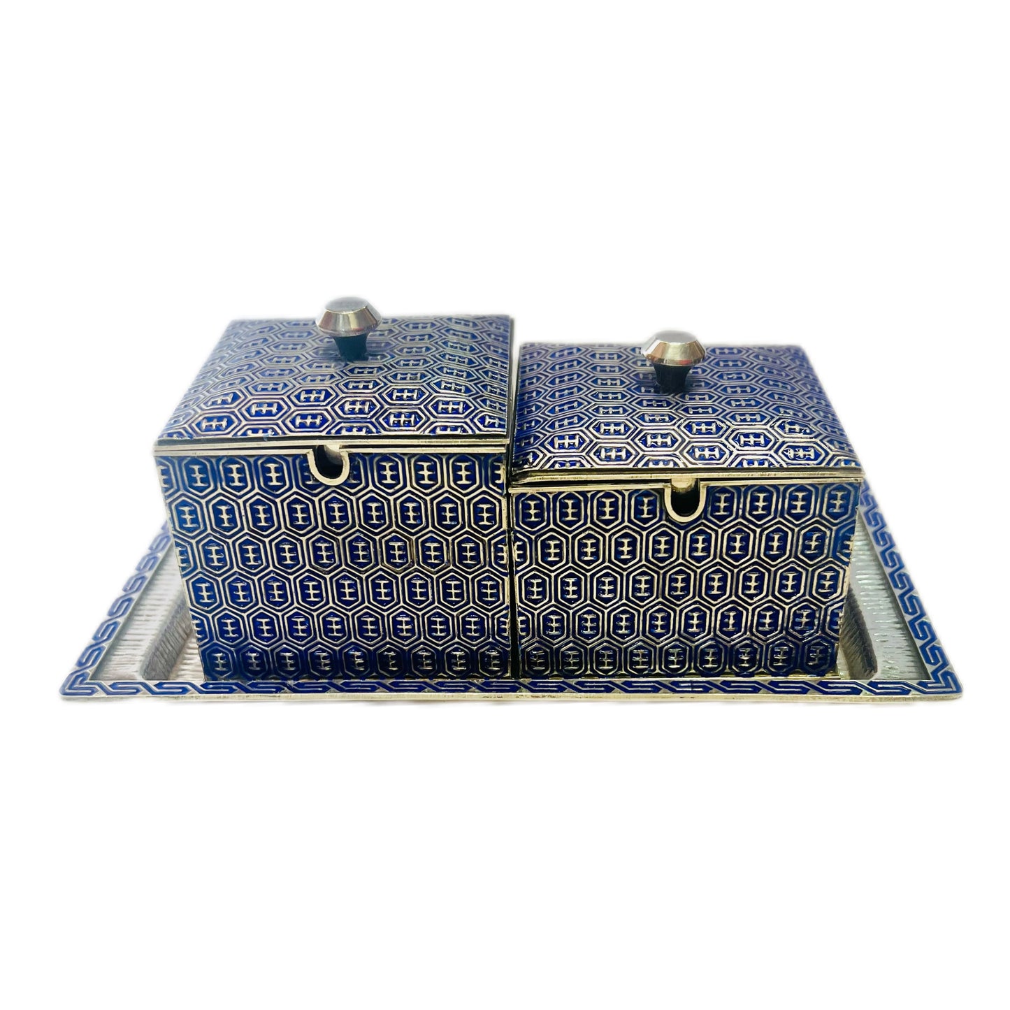 精美罕见的韩国珐琅纯银调味品套装，约产于 20 世纪 60 年代