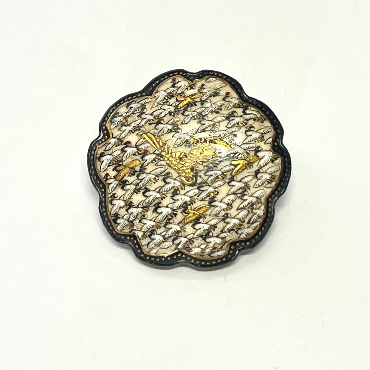 Late Meiji to Taisho Period Satsuma thousand crane brooch
