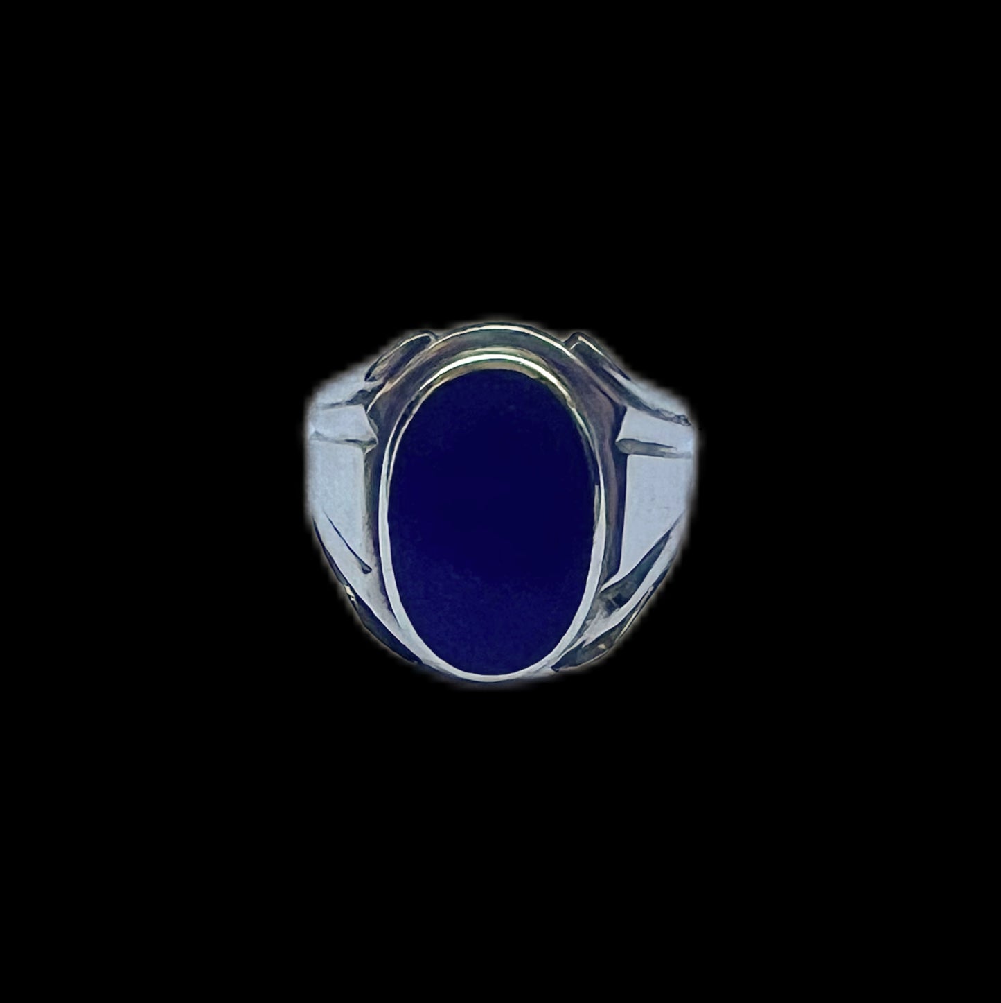 Vintage lapis lazuli and sterling silver ring