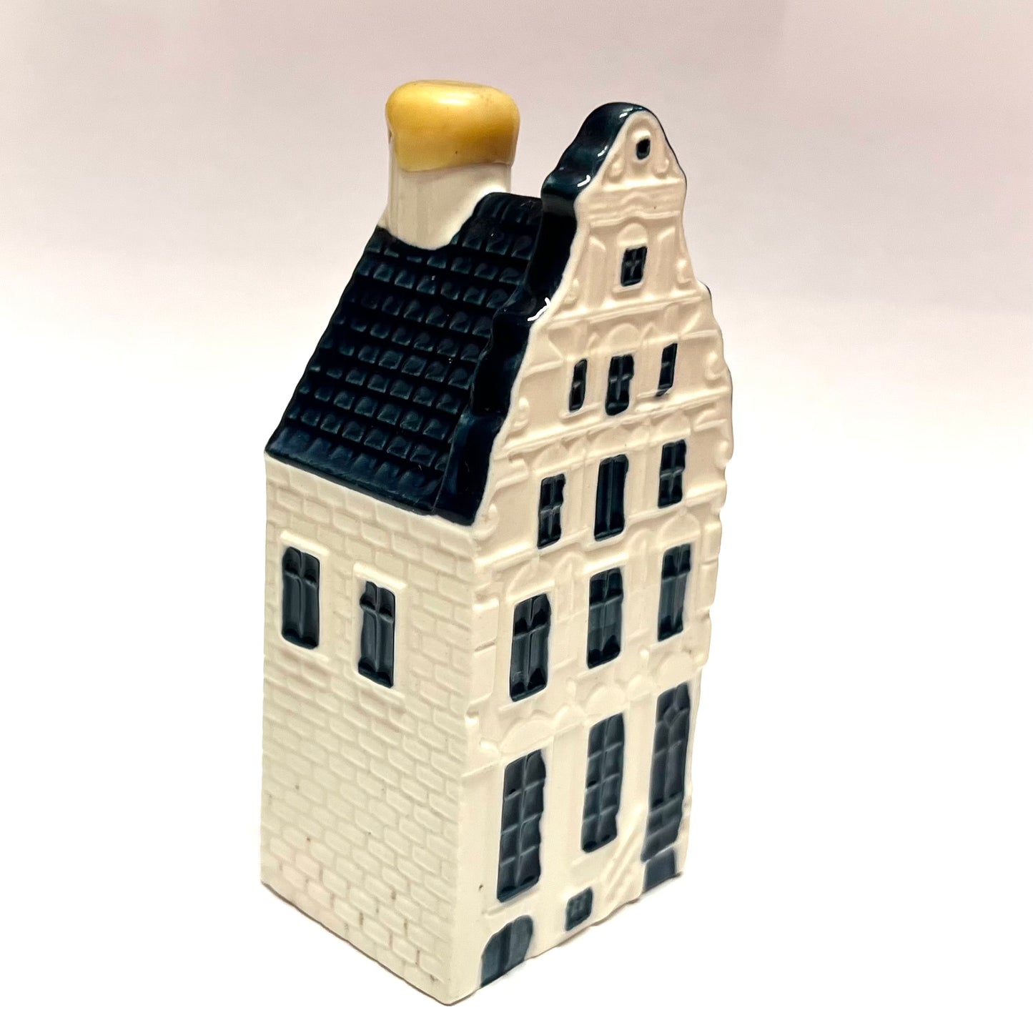 Vintage KLM Delft miniature House 53 novelty decanter
