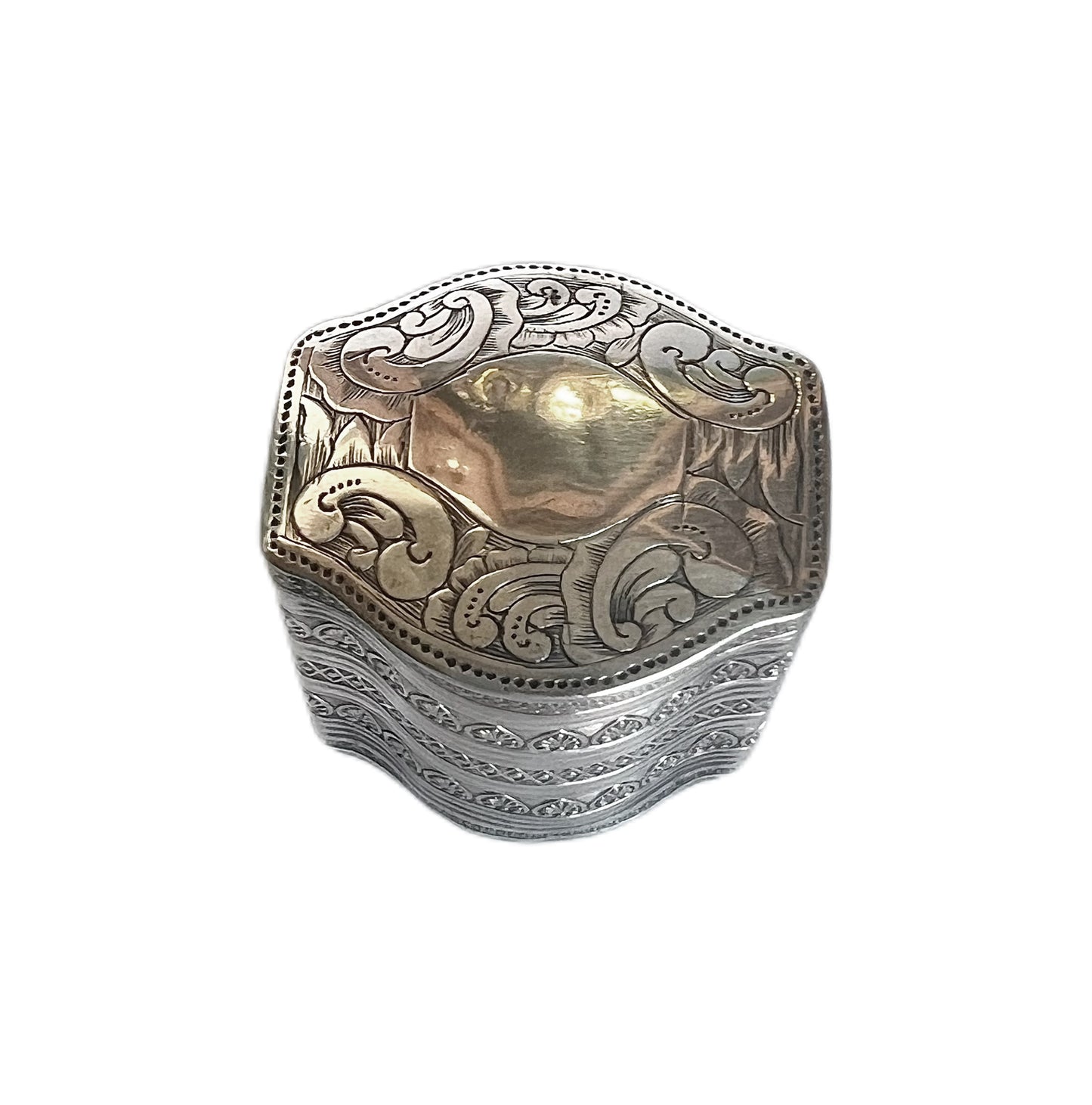 Mid 19th century Dutch .833 silver peppermint box / pillbox / snuffbox