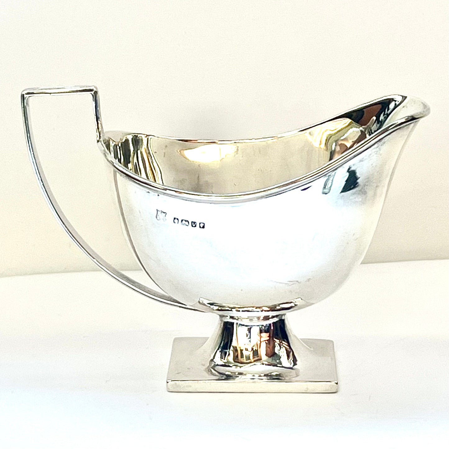 Late Victorian sterling silver gravy or creamer jug, Sheffield, 1888, Henry Wilkinson & Co