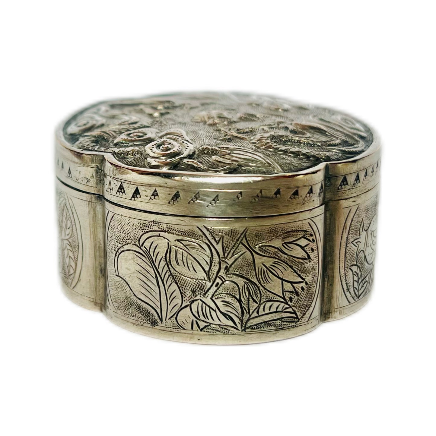 Late Qing dynasty Chinese white metal possibly silver box