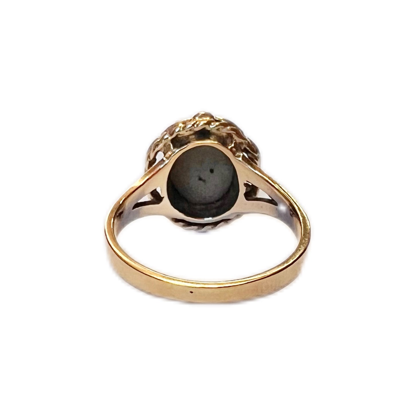 Mid-century Australian 1.5 carat opal triplet ring