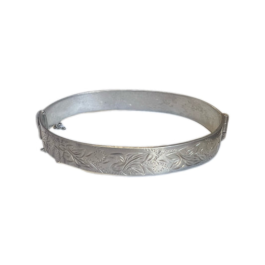 Vintage sterling silver Victorian Revival bangle