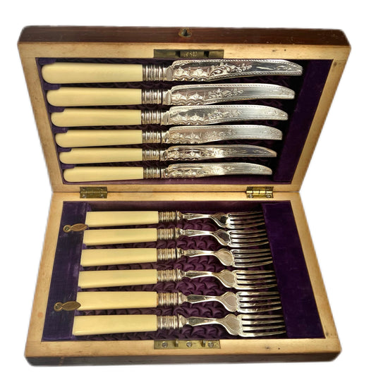 Antique set of 6 forks and knives with original carved oak box, circa 1900s