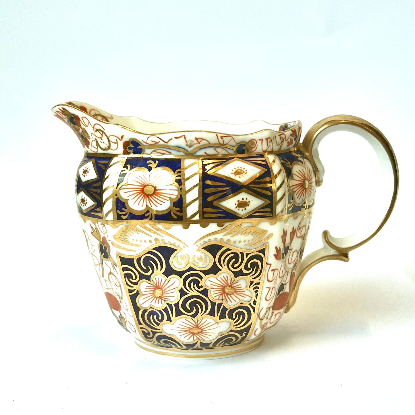 Vintage Royal Crown Derby Royal Crown Derby Traditional Imari creamer jug, circa 1939