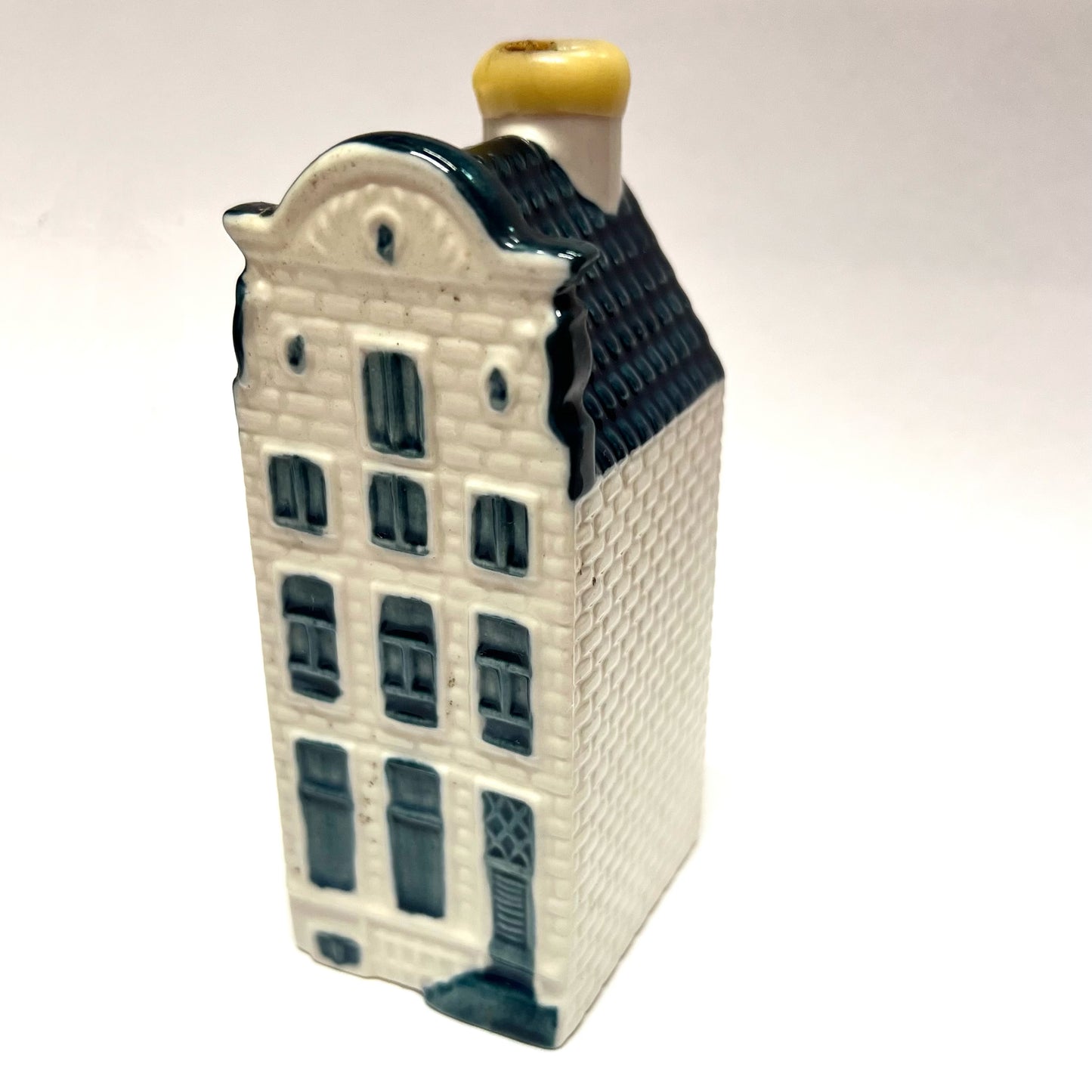 Vintage KLM Delft miniature House 60 novelty decanter