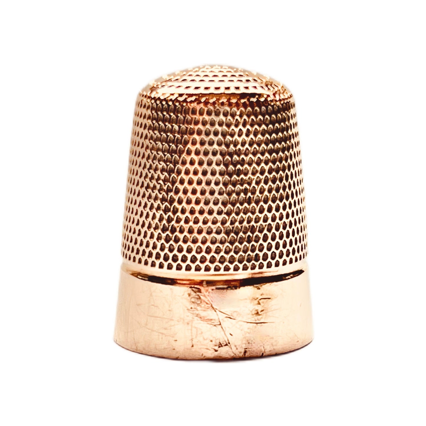 Antique 9ct gold thimble with marks for Hardy Brothers, Chester, 1923