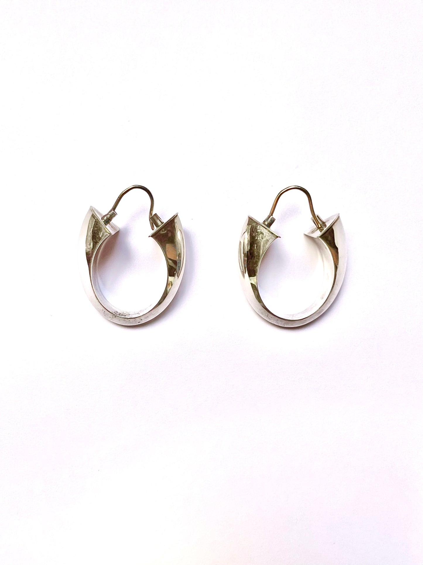 Vintage Australian sterling silver and 9carat gold earrings, Richard Ivey