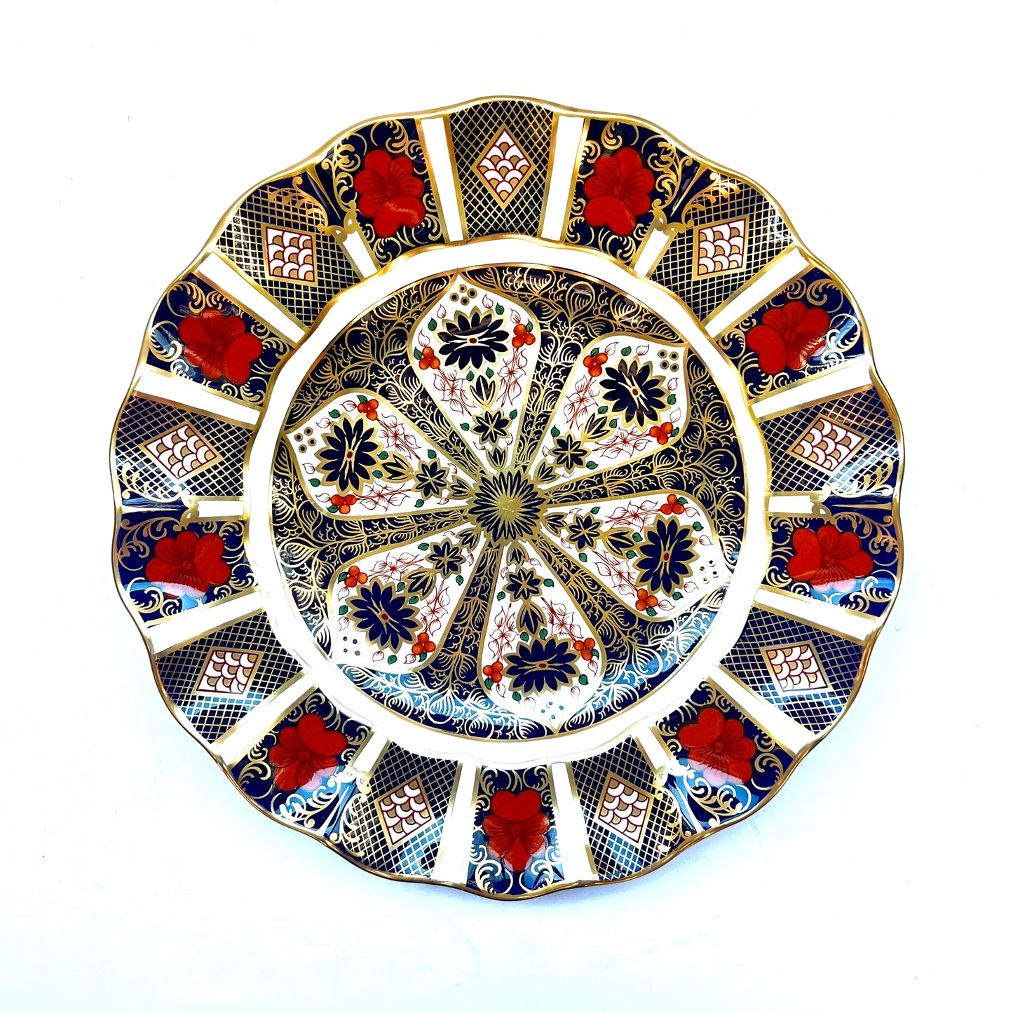 Vintage Royal Crown Derby Old Imari Sheffield Dessert plate with scalloped pattern circa 1985