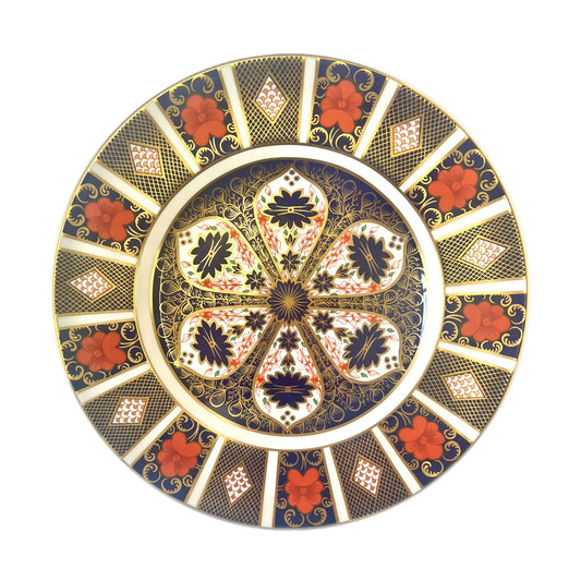 Vintage Royal Crown Derby Old Imari patterned large dinner plate circa 1984
