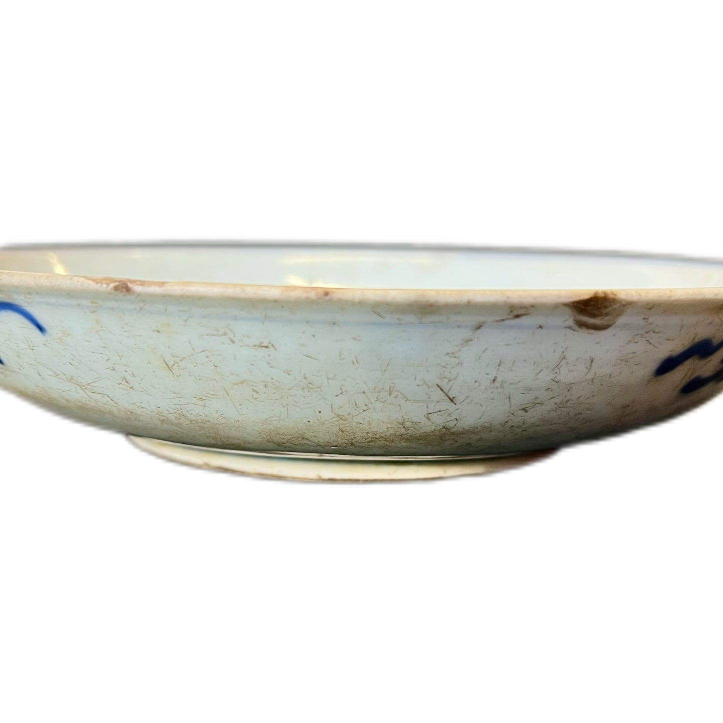 Rare early 18th century Kangxi period scholar motif dish with incised workshop marks
