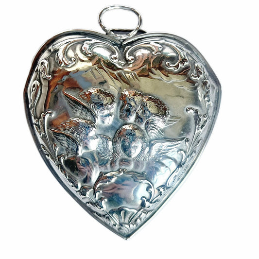 Antique Victorian sterling silver heart shaped novelty desk accessory/ clip, William Comyns