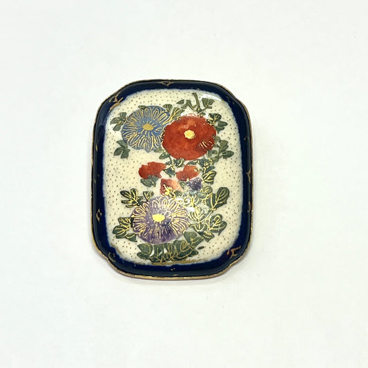 Late Meiji to Taisho Period Satsuma floral brooch