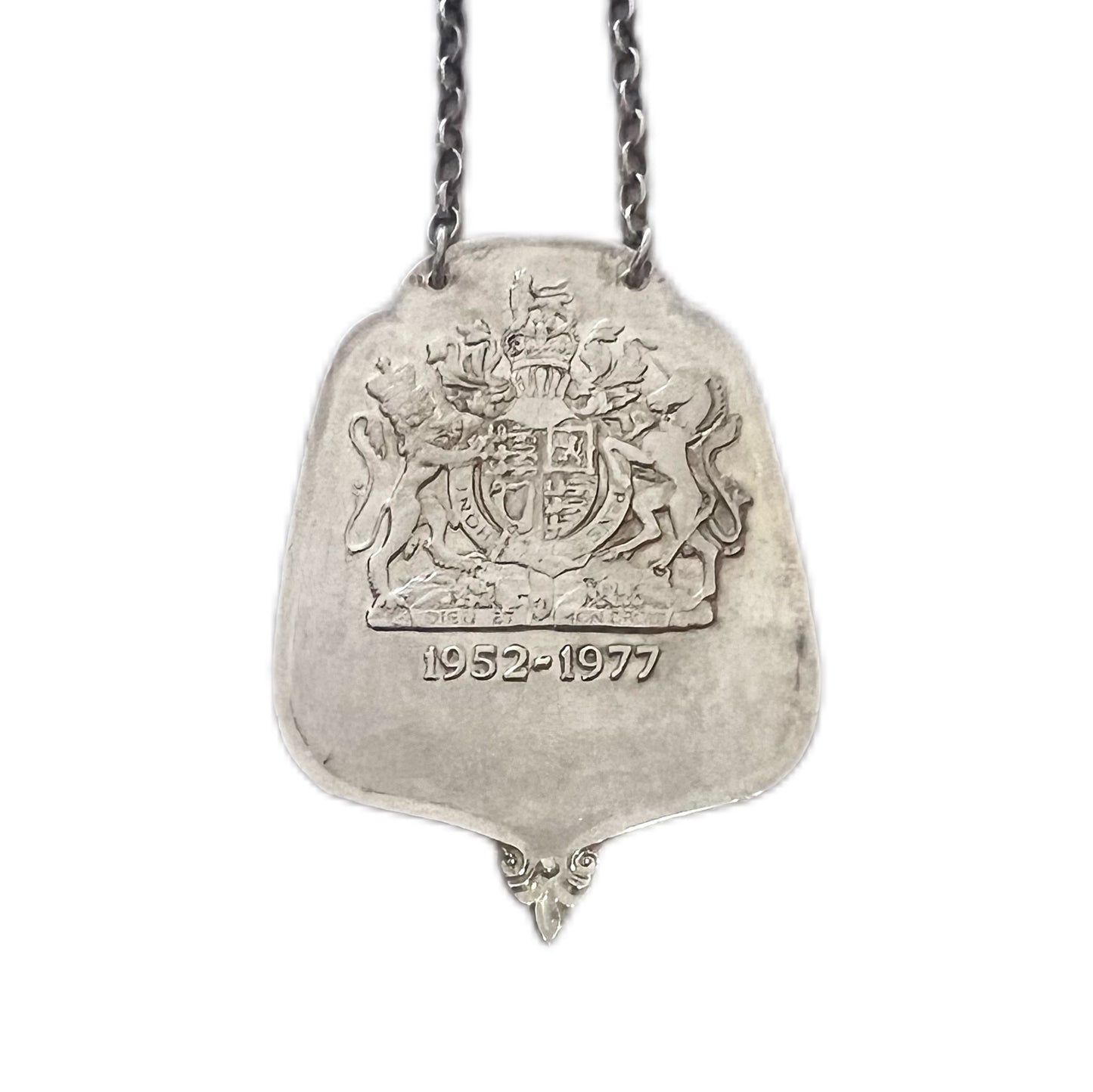 Roberts & Belk QEII Royal Coat of Arms Silver Jubilee decanter label/ liquor ticket