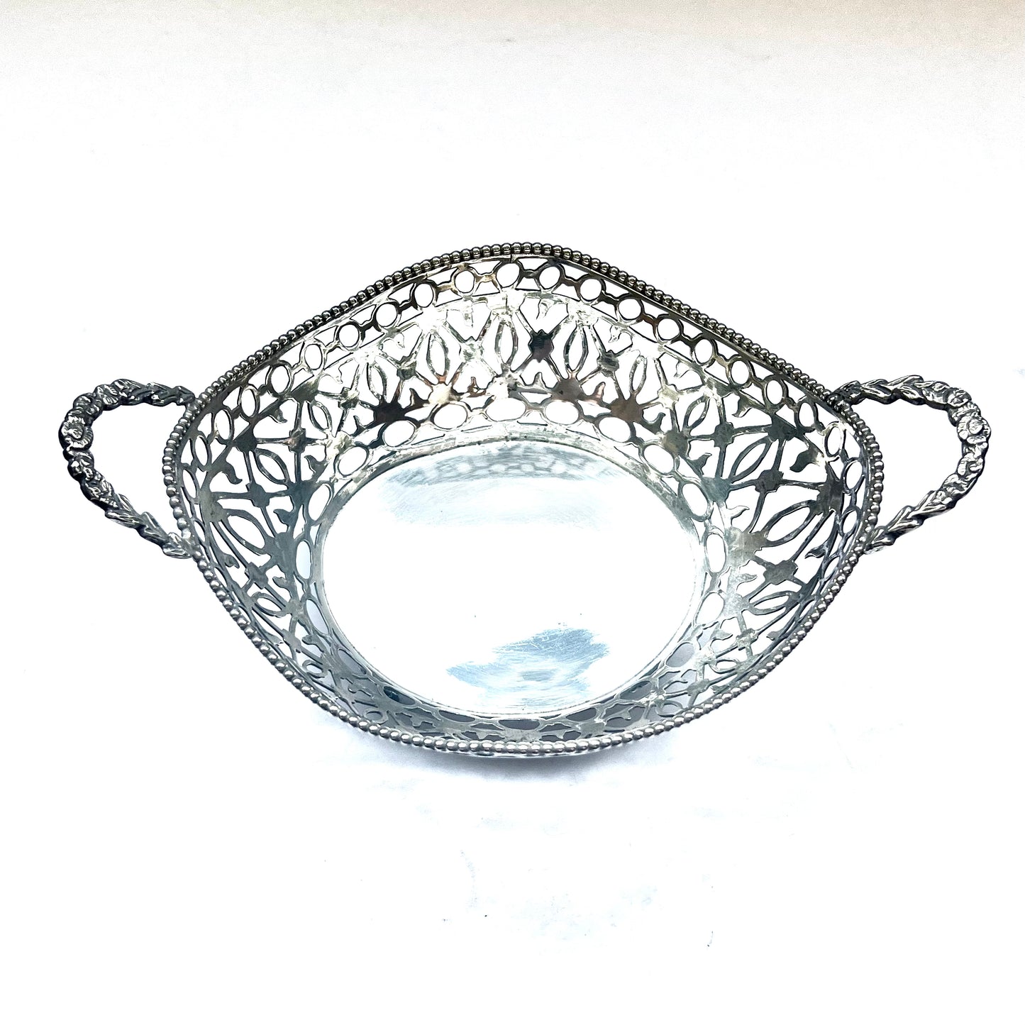 Antique Dutch .833 silver basket with pierced Art Nouveau design from 1914