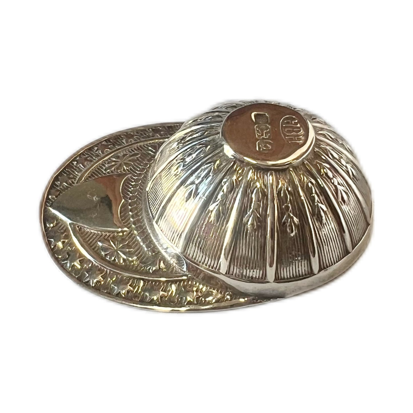 Antique QEII sterling silver novelty jockey cap tea caddy spoon