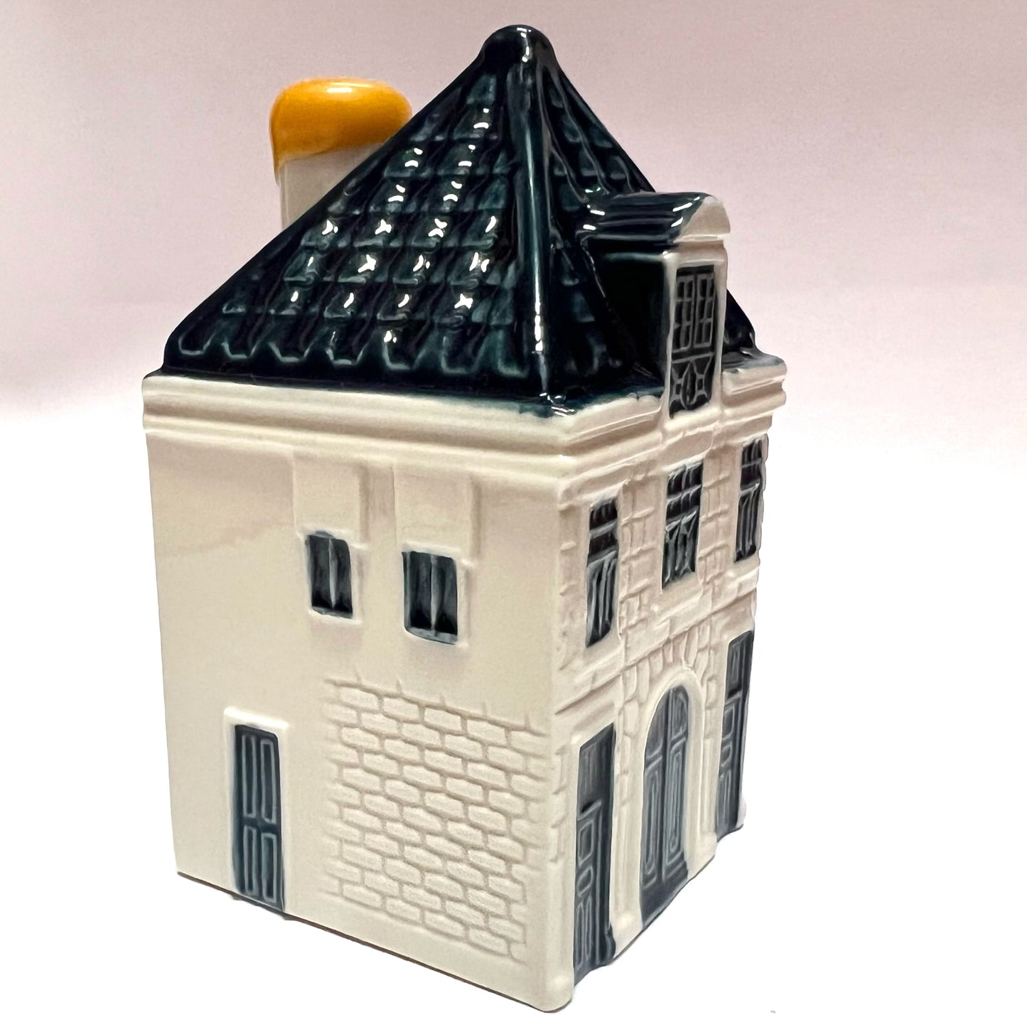 Vintage KLM Delft miniature House 64 novelty decanter