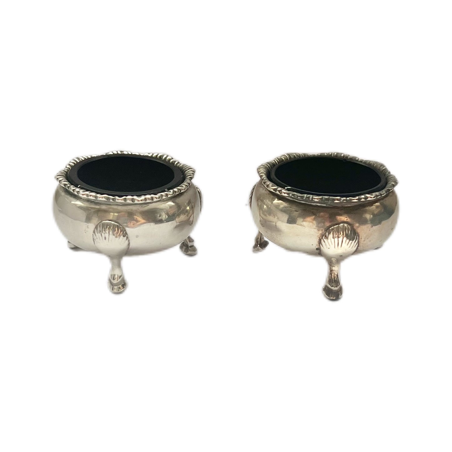 Pair of antique Victorian sterling silver salt cellars. William Evans, London, 1881