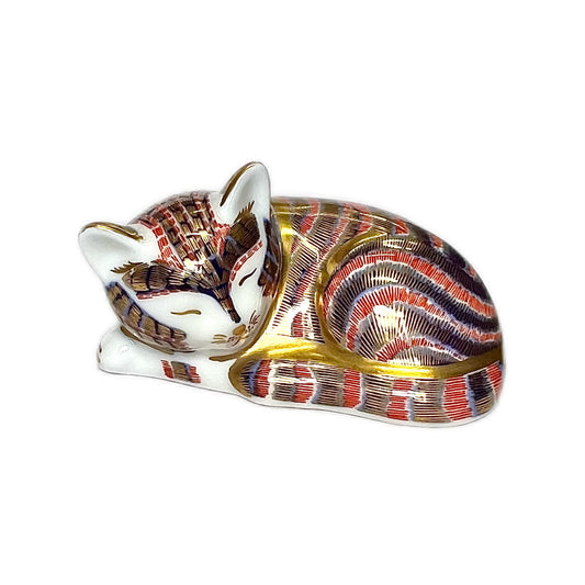Vintage Royal Crown Sleeping Kitten paperweight figurine, 1st quality