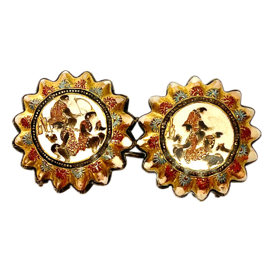 Unusual pair of Late Meiji to early Taisho Satsuma sunburst monkey motif buckles