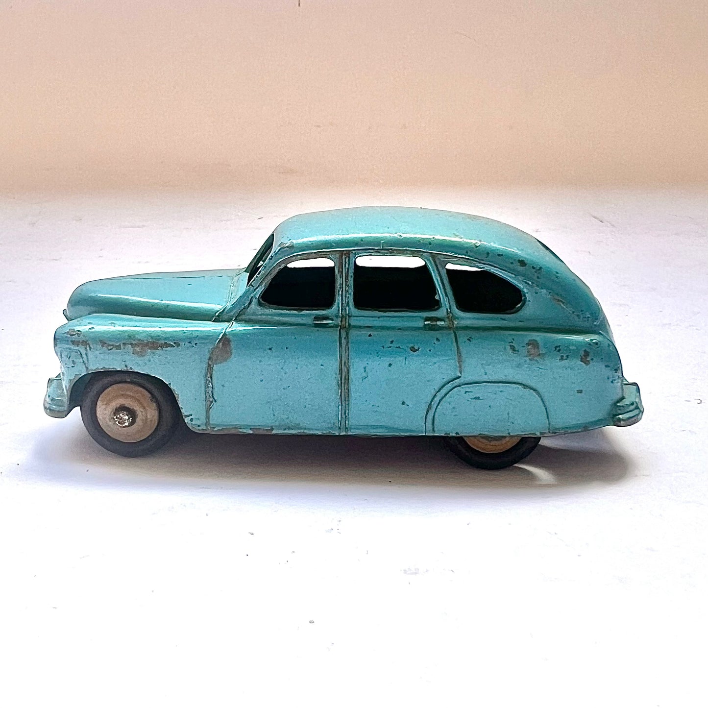 Vintage Dinky model toy car, Standard Vanguard Saloon, model number 40E / 153