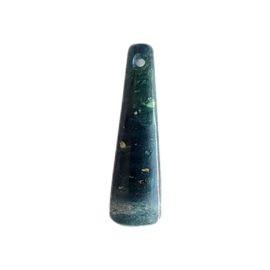 Vintage poumanu nephrite jade toki pendant