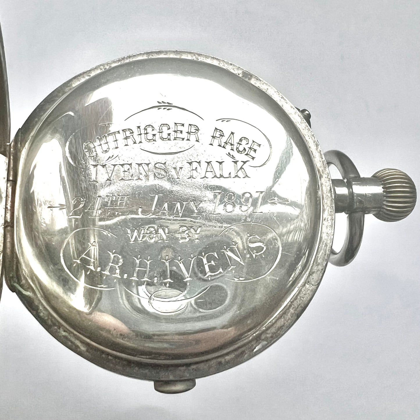 罕见的古董澳大利亚秒表，采用 .935 银表壳，由史蒂文森兄弟零售，1891 年莱查德帆船赛奖品