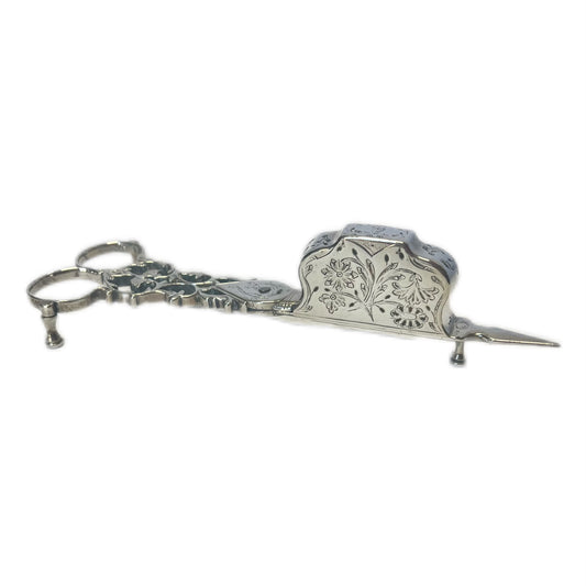 Antique George II crested sterling silver wick trimmers, London, 1759.