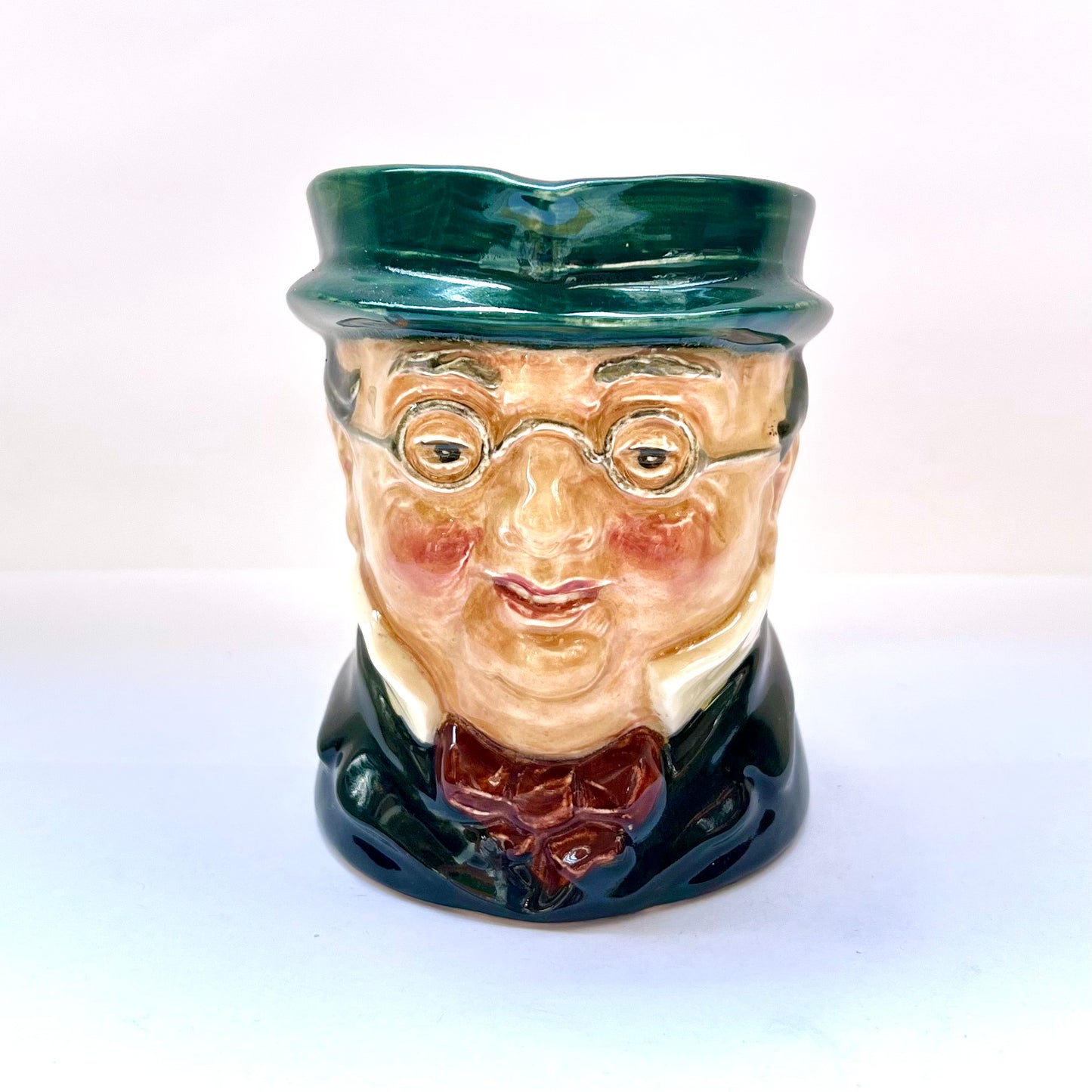 Royal Doulton toby jug depicting Mr. Pickwick in the mid size, designed by Leslie Harradine and Harry Fenton circa 1938-1948