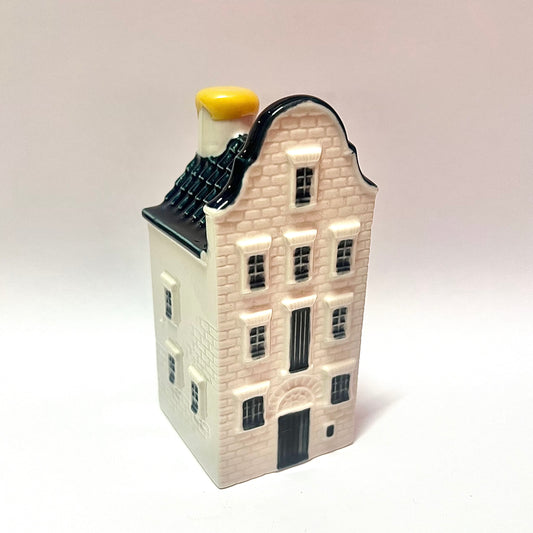 Vintage KLM Delft miniature House 79 novelty decanter