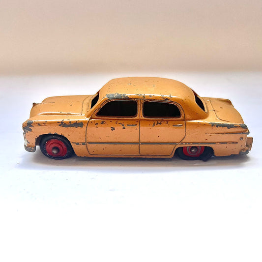 Vintage Dinky model toy car, Ford Fordor Sedan, model number 139A