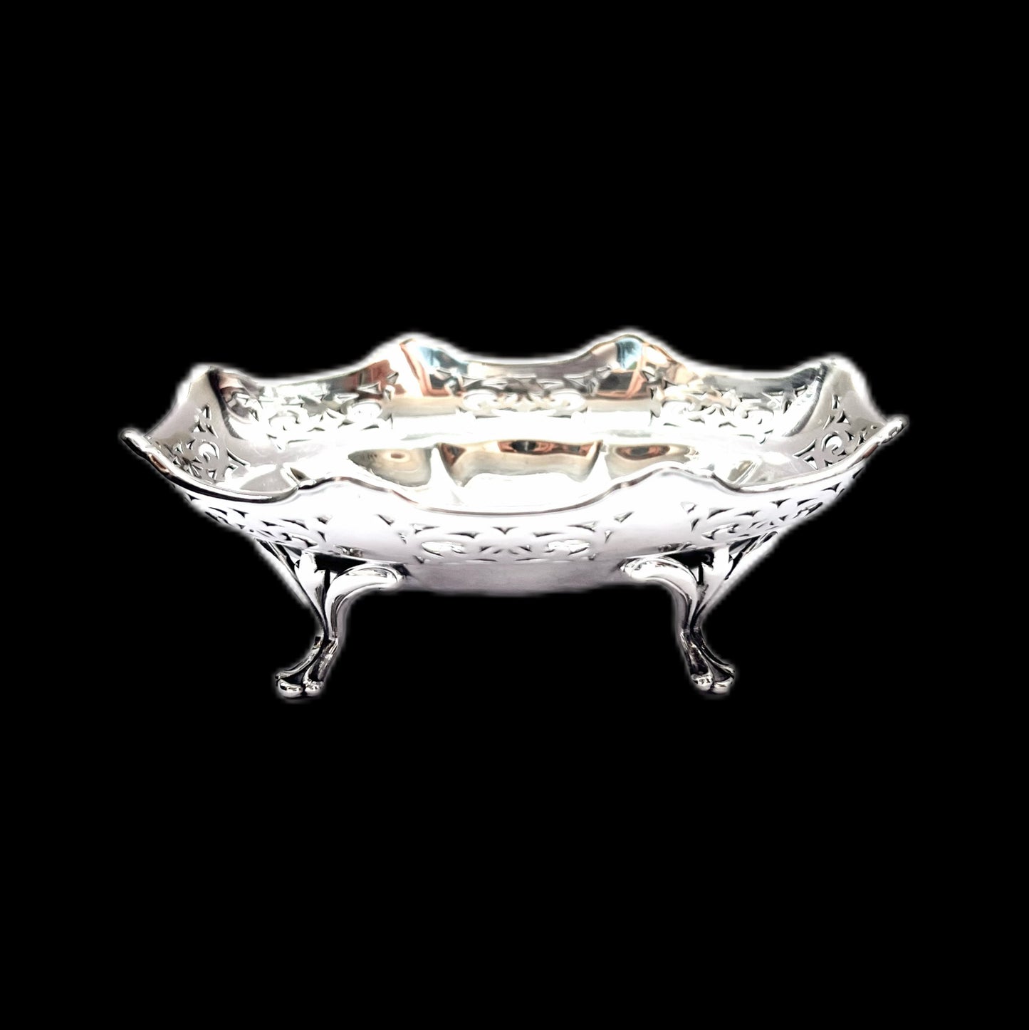 Pair of antique sterling silver sweetmeat dishes, Joseph Gloster Limited, Birmingham, 1921