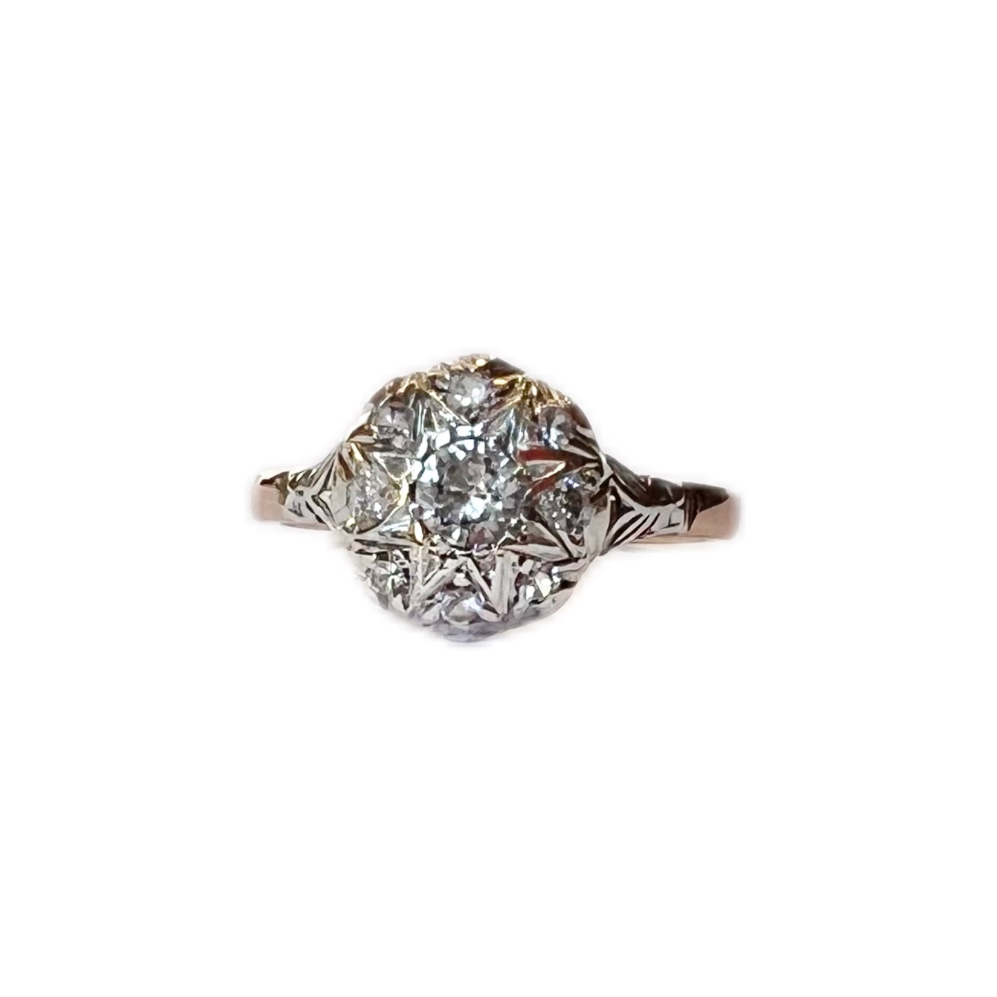 Antique late Victorian to early Edwardian 9ct gold and diamond star set ring
