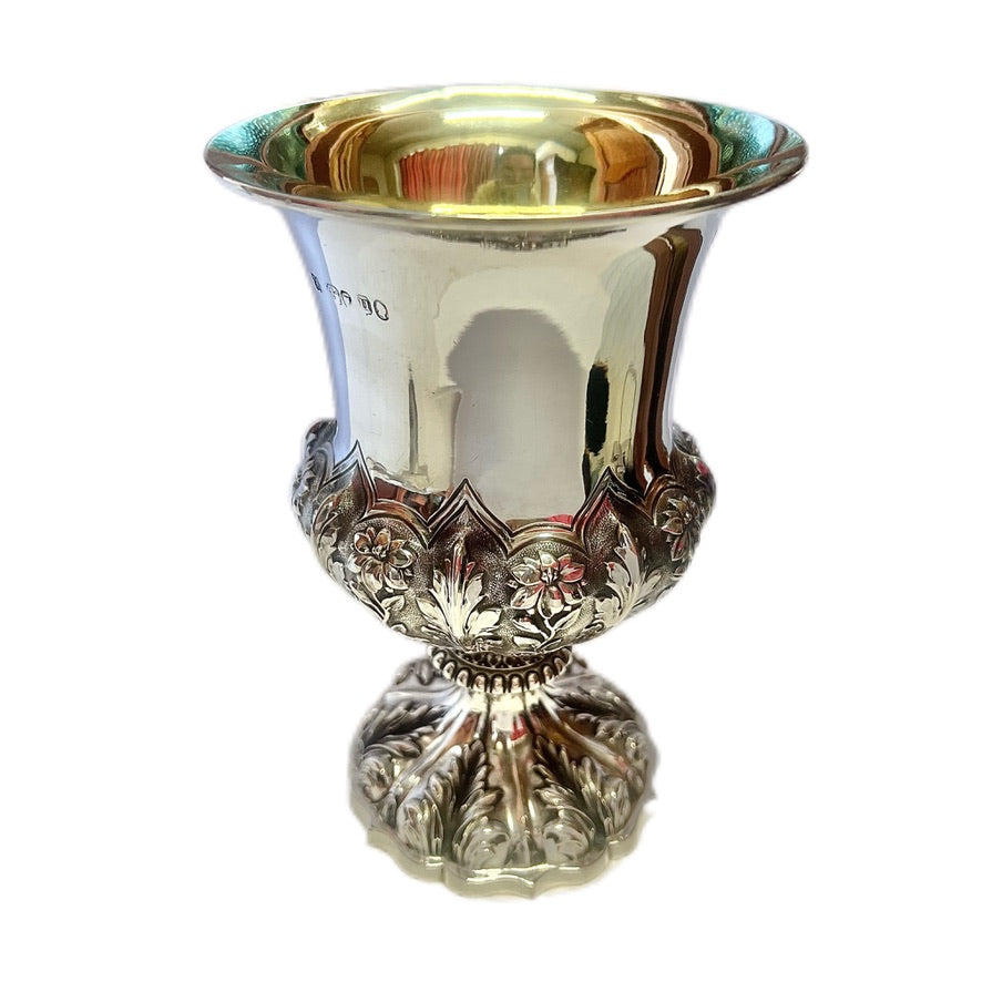 Important antique William IV sterling silver Barnard Brothers presentation cup from Mrs. Pierre Cesar Labouchere