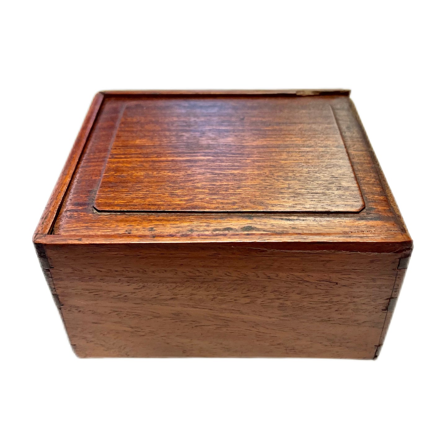 1930s Chinese traditional mahjong set in original case, with tiles, bones and racks.