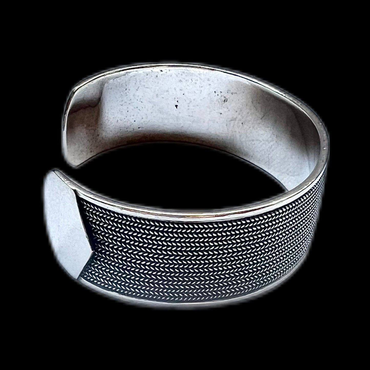 Beautiful vintage sterling silver cuff bracelet with intricate woven details