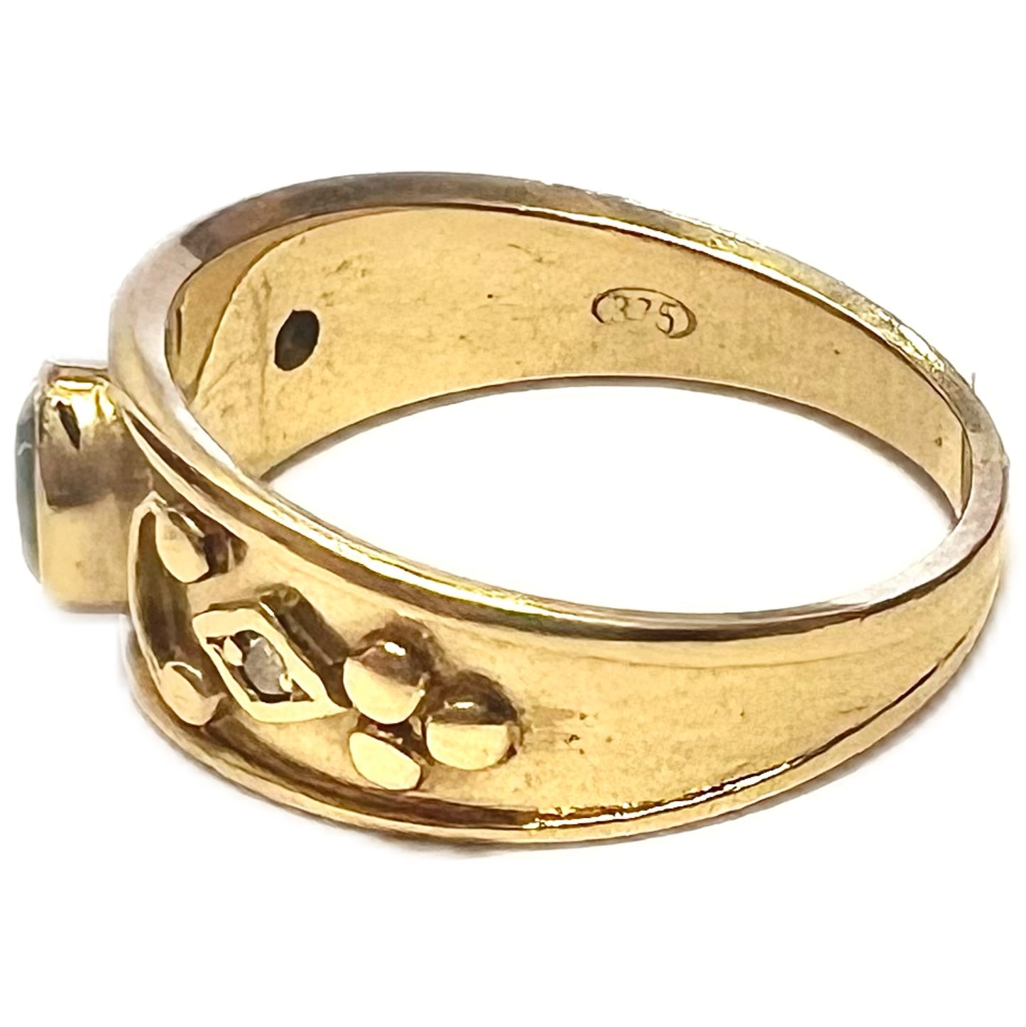 Midcentury 9ct gold, sapphire and diamond ring