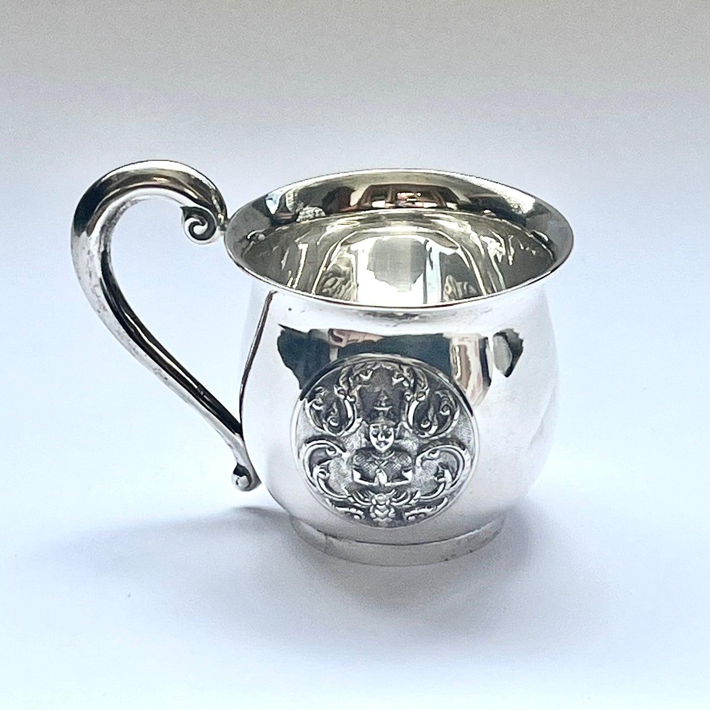 Vintage midcentury Siam sterling silver mug